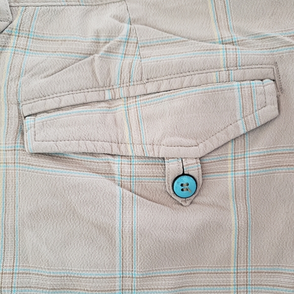 Lululemon – Technical Golf Shorts - Picture 3 of 6